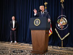 ترامب: هزمنا إيران.. وعلى الدول التي تتلقى النفط عبر هرمز ضمان سير التوريدات