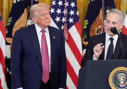 مستشار لترامب يدعو لإيجاد مخرج من الحرب مع إيران ويحذر من نتائج كارثية