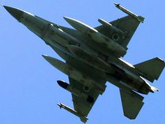 جسر جوي أمريكي عاجل لتزويد إسرائيل بالذخائر