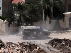 الاحتلال يقتحم قرية كفر مالك