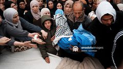 #صور طوباس - وداع وتشييع جثامين شهداء عائلة بني عودة، الذين اغتالتهم قوات خاصة إسرائيلية فجر اليوم في بلدة طمون جنوب طوباس
تصوير: عصام الريماوي