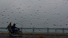 الطقس: أمطار خفيفة متفرقة على بعض المناطق حتى ساعات الظهيرة