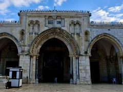 الاحتلال يواصل إغلاق المسجد الأقصى لليوم الـ17