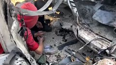 بالصور| استشهاد 9 من عناصر الشرطة إثر قصف إسرائيلي استهدف مركبة وسط غزة