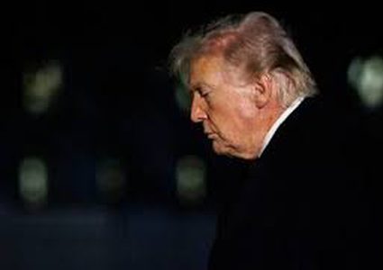 أكسيوس: الندم يسيطر على محيط ترامب ومخاوف متزايدة من أن الهجوم على إيران كان خط