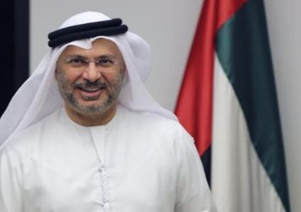 قرقاش: الإمارات قد تشارك في جهد دولي لتأمين مضيق هرمز بقيادة أمريكا