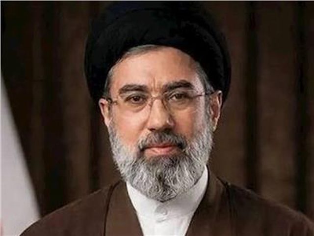 مصدر إيراني : المرشد مجتبى خامنئي رفض مقترحات وقف إطلاق النار