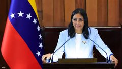رئيسة فنزويلا بالوكالة تعلن إقالة وزير الدفاع
