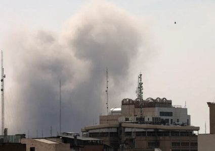 قطر: اندلاع حريق في منطقة رأس لفان عقب هجوم إيراني