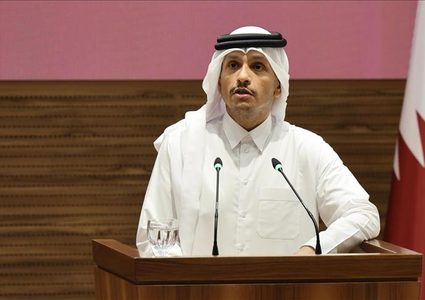 رئيس وزراء قطر يدين هجمات إيران على دول المنطقة ويحذر من توسيع الصراع