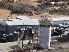 عشية عيد الفطر .. الاحتلال يُغيّب آلاف الأسرى الفلسطينيين والعرب في سجونه