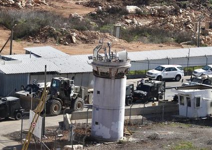 عشية عيد الفطر .. الاحتلال يُغيّب آلاف الأسرى الفلسطينيين والعرب في سجونه