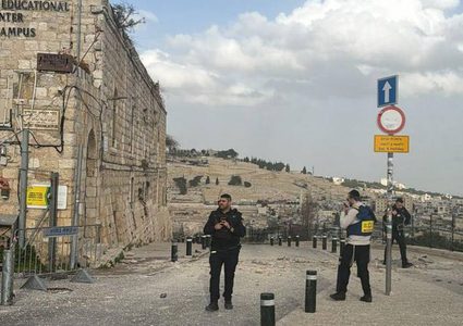 اصابه اثر سقوط صاروخ في القدس