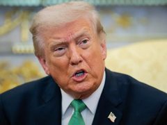 ترامب : تغيير النظام الايراني ليس هدف الحرب