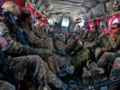 البنتاغون يستعد لاحتمالية دخول قوات برية الى ايران