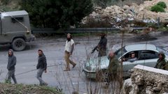 مستوطنون يهاجمون مركبات المواطنين جنوب شرق بيت لحم