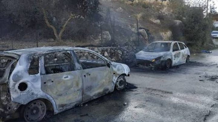 3 إصابات واحراق 4 مركبات في هجوم للمستوطنين على جالود جنوب شرق نابلس