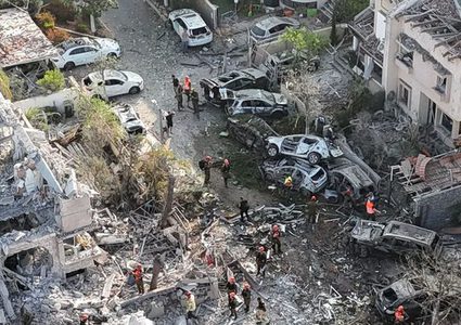 للمرة الرابعة: صواريخ انشطارية تضرب تل أبيب والوسط توقع إصابات