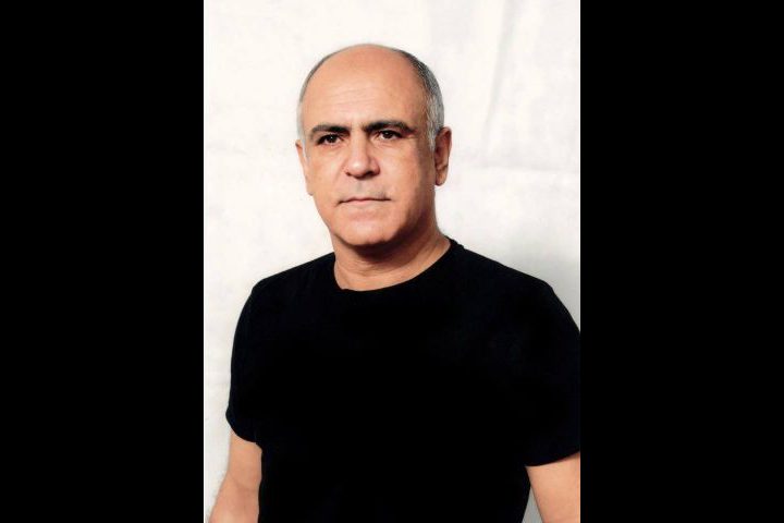 الاحتلال يفرج عن الاسير ابو مخ بعد اعتقال ٤٠ عاما