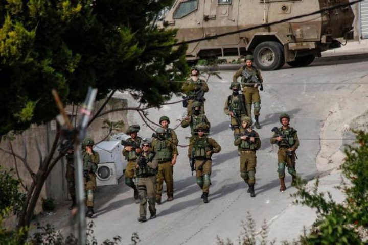 قوات الاحتلال تقتحم بلدة بيرزيت