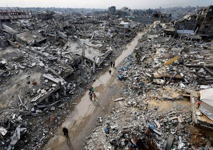 الاحتلال يواصل تصعيده في غزة وأزمة إنسانية تتفاقم