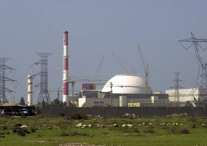 الطاقة الذرية الإيرانية: سقوط مقذوف في محيط محطة "بوشهر" النووية من دون أضرار