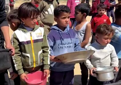 بين الجوع والغلاء: نازحو غزة يواجهون أزمة معيشية خانقة