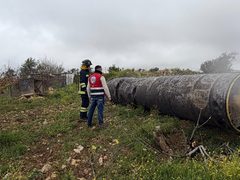 الشرطة الفلسطينية تتعامل مع شظايا صواريخ سقطت في عدة مناطق برام الله