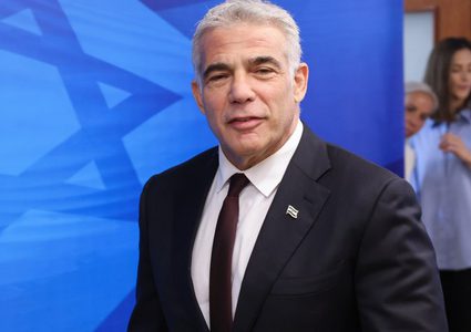 لابيد: الحكومة تدفعنا نحو "كارثة أمنية" بسبب نقص في عدد "القوات"