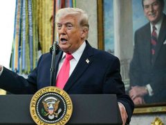 ترمب: الإيرانيون يستجدون التوصل إلى اتفاق معنا