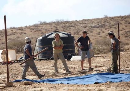 مستعمرون ينصبون خيمة قرب طوباس