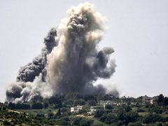 إصابات جراء غارات وقصف مدفعي للاحتلال على جنوب لبنان