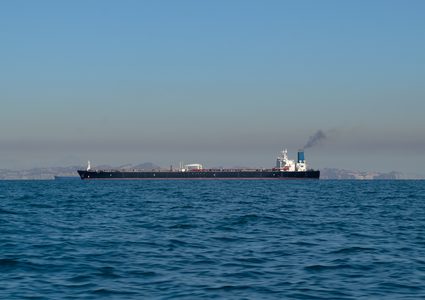 تايلاند توقع اتفاقية مع إيران تسمح لناقلات النفط بالمرور عبر مضيق "هرمز"