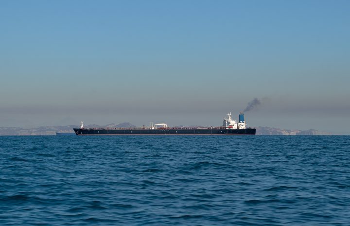 تايلاند توقع اتفاقية مع إيران تسمح لناقلات النفط بالمرور عبر مضيق "هرمز"