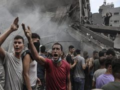 ارتفاع عدد الشهداء إلى 9 إثر قصف للاحتلال استهدف الليلة الماضية مواصي خان يونس