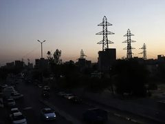 انقطاع التيار الكهربائي بمناطق عدة من العاصمة الإيرانية طهران