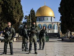 سلطات الاحتلال تواصل إغلاق المسجد الأقصى لليوم الـ30 ودعوات لذبح القرابين داخله