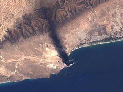 عُمان تندد بالهجمات على أراضيها وتقول إنه لم يعلن أي طرف المسؤولية عنها