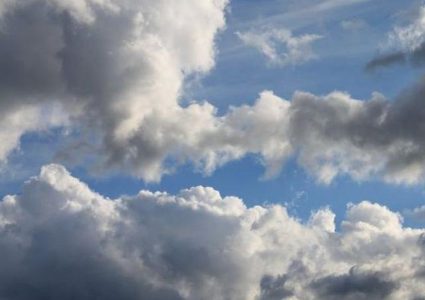 الطقس: انخفاض على درجات الحرارة وأمطار متفرقة على بعض المناطق