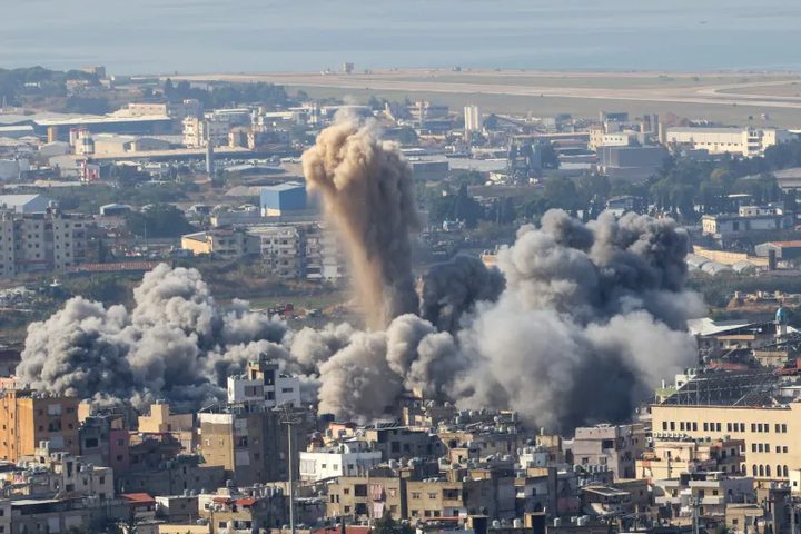 الاحتلال يشن غارتين على الضاحية الجنوبية لبيروت