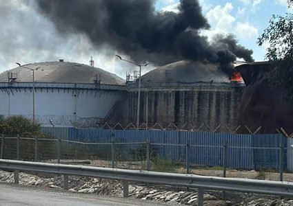 حزب الله يستهدف مصفاة تكرير النفط في حيفا للمرة الثانية منذ بداية الحرب