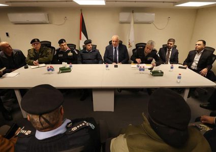 وزير الداخلية يترأس اجتماع اللجنة الإعلامية للاستجابة الطارئة