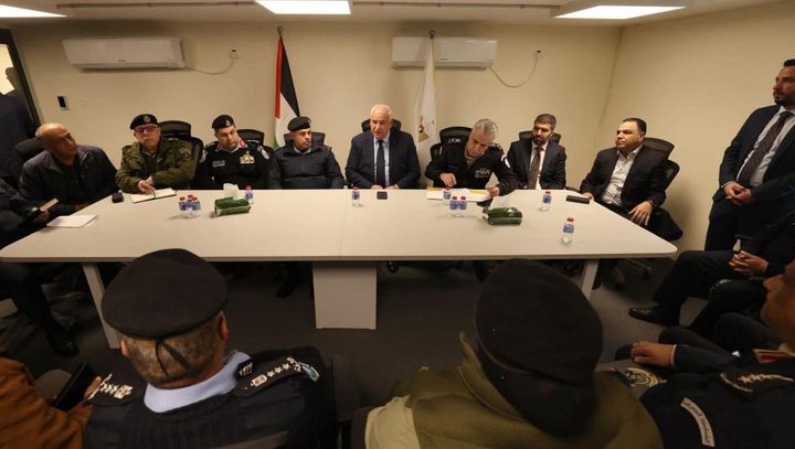 وزير الداخلية يترأس اجتماع اللجنة الإعلامية للاستجابة الطارئة