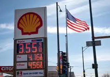 أمريكا: سعر البنزين يصل إلى 4 دولارات للجالون لأول مرة منذ أربع سنوات