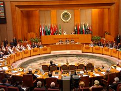 فلسطين تطلب عقد اجتماع طارئ لمجلس الجامعة العربية للتصدي للانتهاكات الإسرائيلية