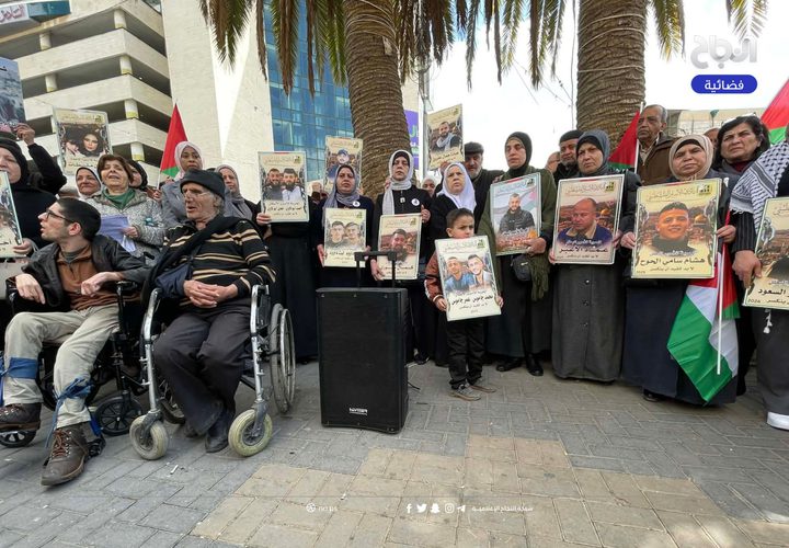 تغطية صحفية : وقفة احتجاجية لأهالي الشهداء في نابلس رفضًا لقرار إعدام الأسرى الفلسطينيين