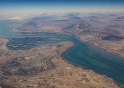 قائد البحرية الفرنسية: نوحد الجهود لإعادة فتح مضيق هرمز بشكل دائم