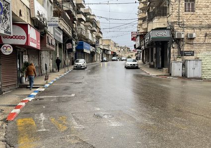 إضراب شامل يعم مدينة نابلس وباقي الضفة احتجاجا على قانون اعدام الأسرى