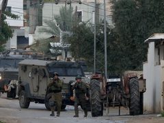 إصابة شاب برصاص الاحتلال خلال اقتحام بلدة بيت عنان شمال غرب القدس