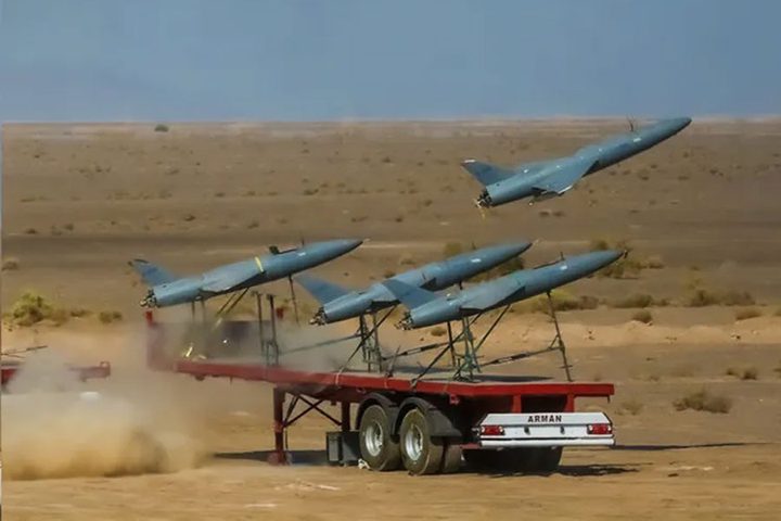 الجيش الإيراني يعلن استهداف موقع لمقاتلات أميركية في قاعدة الأزرق بالأردن